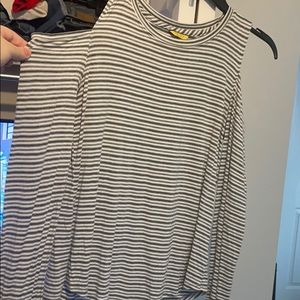 Striped cut shoulder long sleeve